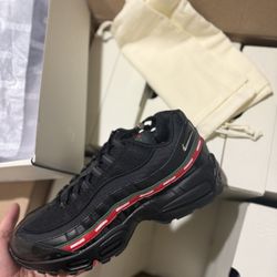 Nike Air Max 95 Undefeated