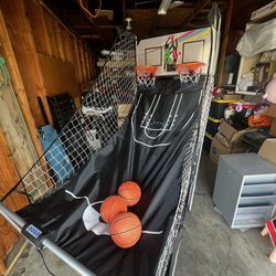 Indoor Basketball Arcade Game