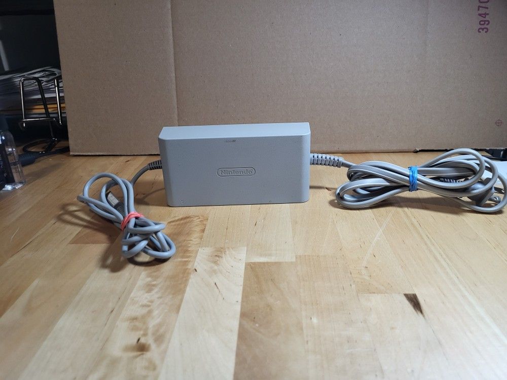 Official nintendo Wii AC power adaptor