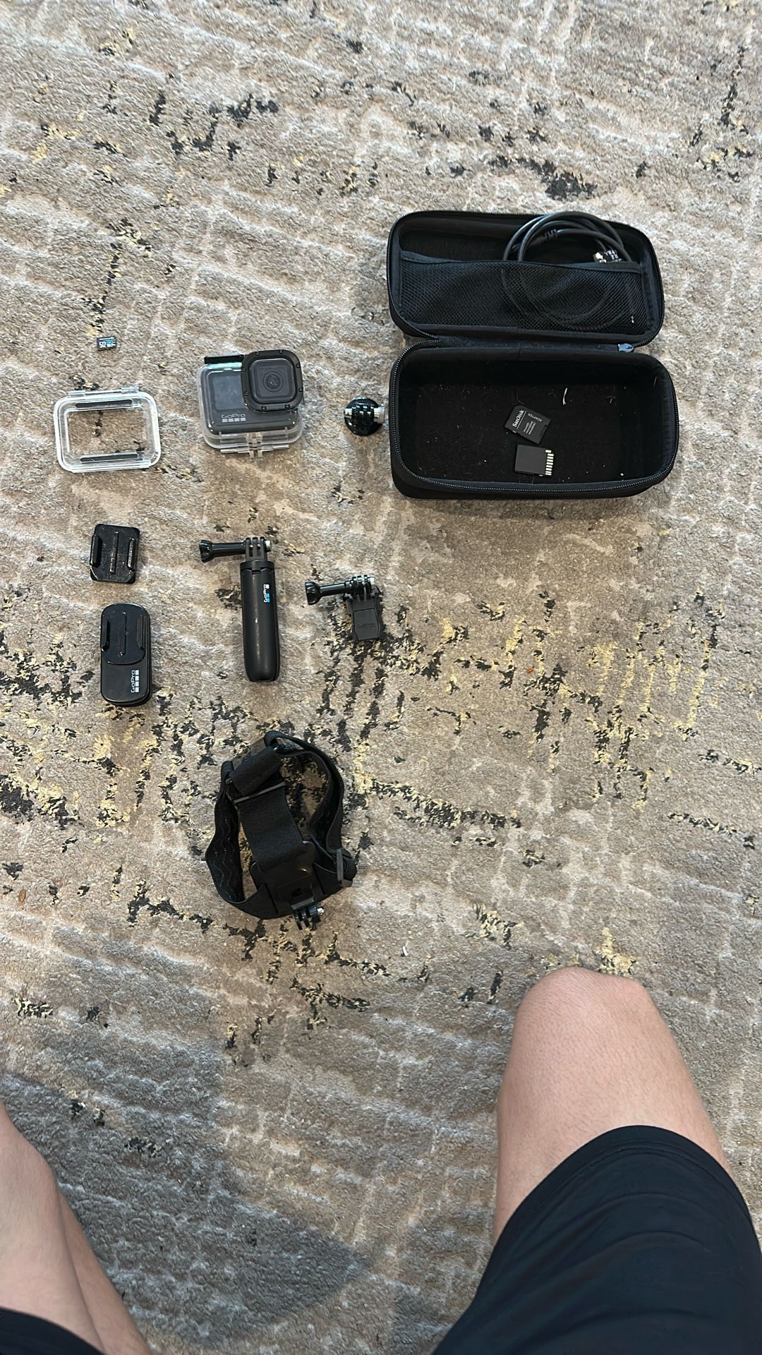 Gopro Hero Nine Black 512 GB of storage all the accessories included