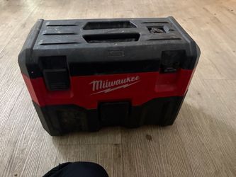 Milwaukee vacuum