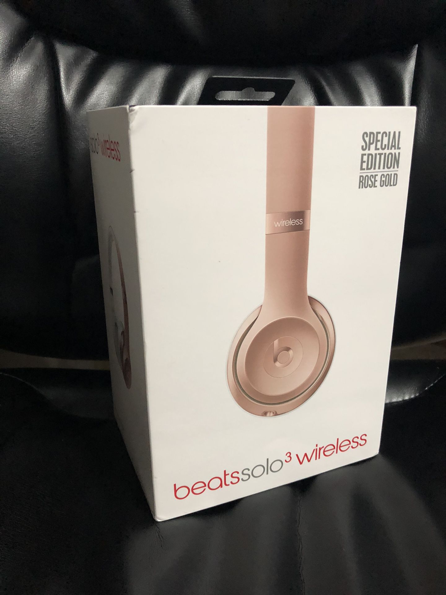 Beats Solo3 Wireless Bluetooth Rose Gold Headphones