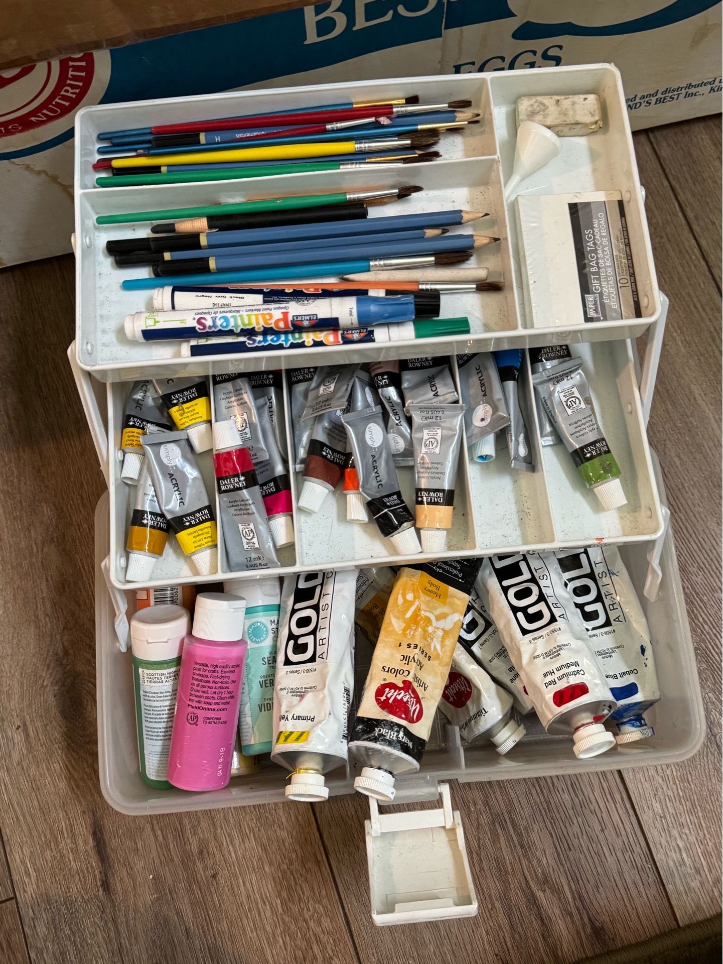 Art supplies