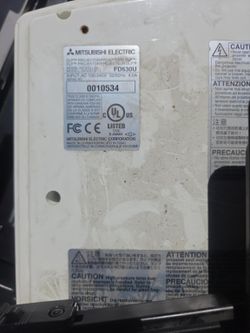 Mitsubishi FD630U 1080p Projector + Da-Lite 119” Professional Projection Screen –$200 OBO