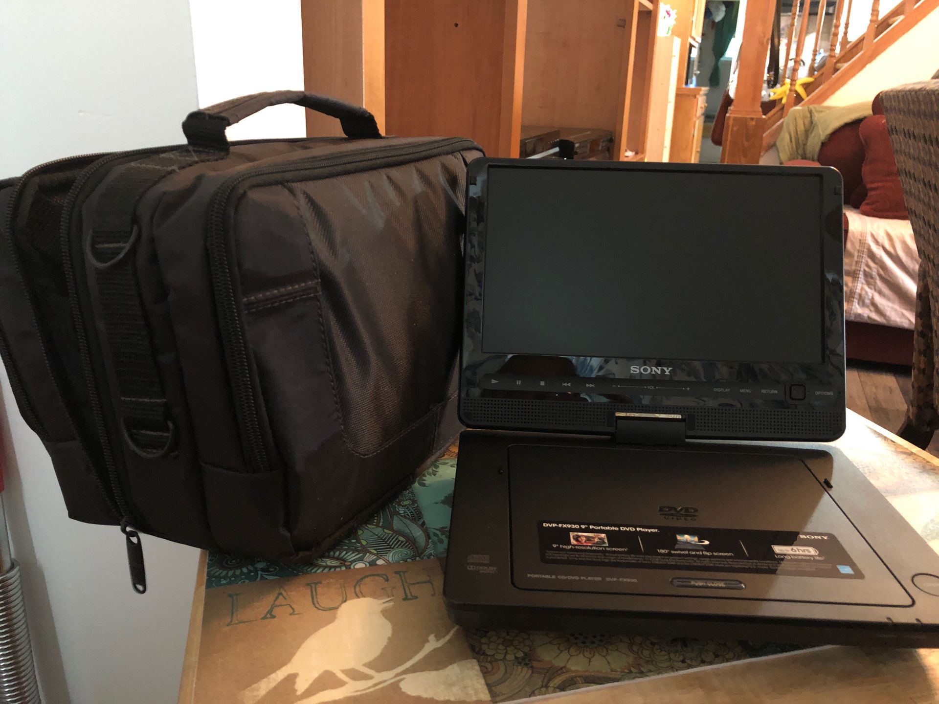 portable DVD player with case carry