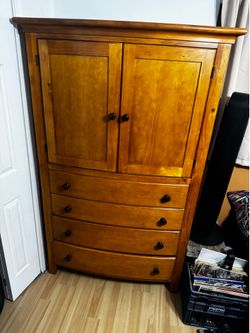 Wooden dresser