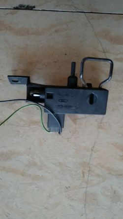 80 - 90 F150 glove box latch f4tb-15a563-a
