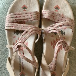 Household General Women’s Shechers