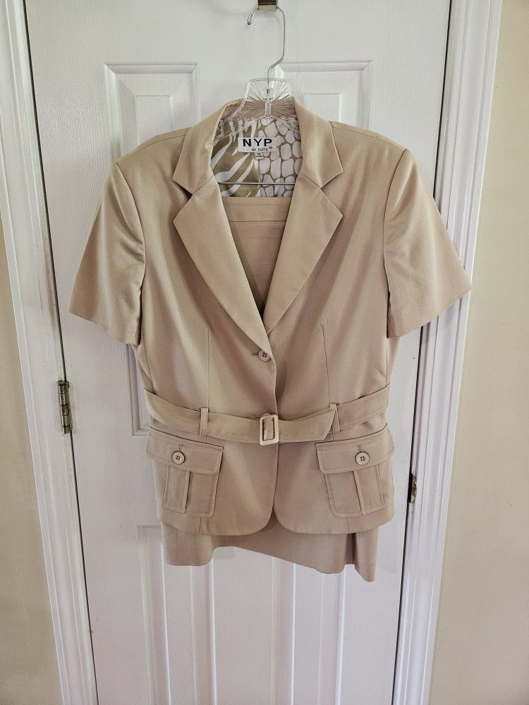 NYP lightweight suit size 10