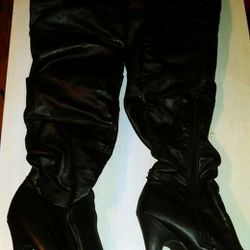 Women's Black Thigh high Boots Size 7