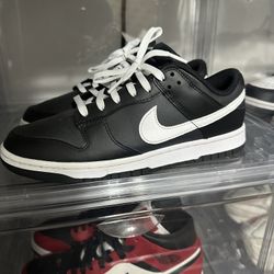 Nike Dunks Size 9