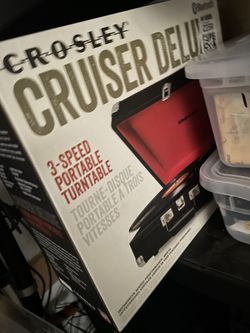Crosley Cruiser Deluxe Record Player