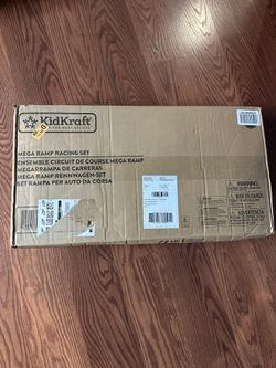 Kidkraft Mega ramp Racing Set New 