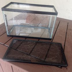 10 Gallon Aquarium With Lid