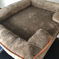New Supportive Dog Bed