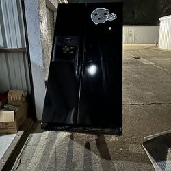 Refrigerator CHEAP!!!!