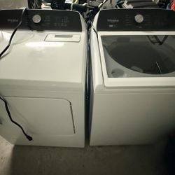 Washer And Gas Dryer Set LIKE NEW