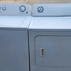 Amana Washer And Whirlpool Dryer 