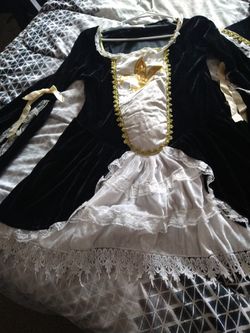 3 Musketeers Ladies Costume Large