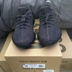 Adidas Yeezy 350 Black Non-Reflective Size 10