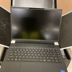 Alienware x14 R2 Gaming Laptop 14" QHD+ 165Hz G-Sync, Intel Core i7-13620H, NVIDIA GeForce RTX 4060 8GB, 32GB RAM, 1TB SSD, Windows 11 Home, AlienFX B