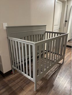 Baby crib