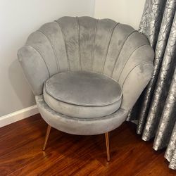 Velvet Chair