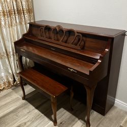 Baldwin Upright Piano