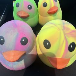 Squeeezy Ducks 