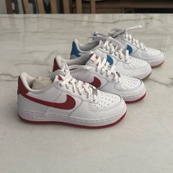 2 Pairs For $80 Boys Nikes Air Force 1 Size2 