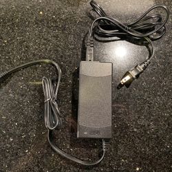 Genuine GVE AC/DC Adapter Laptop Charger 13V Model GM95-130690-D