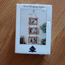 Fetco Triple Wood Hanging Picture Frames 