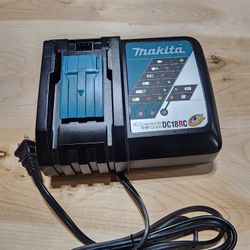 Makita Battery Charger
