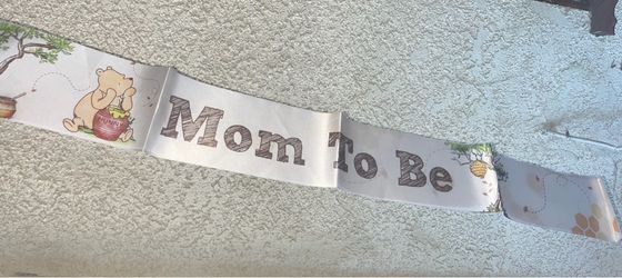 Mom to Be Sash Vintage Pooh