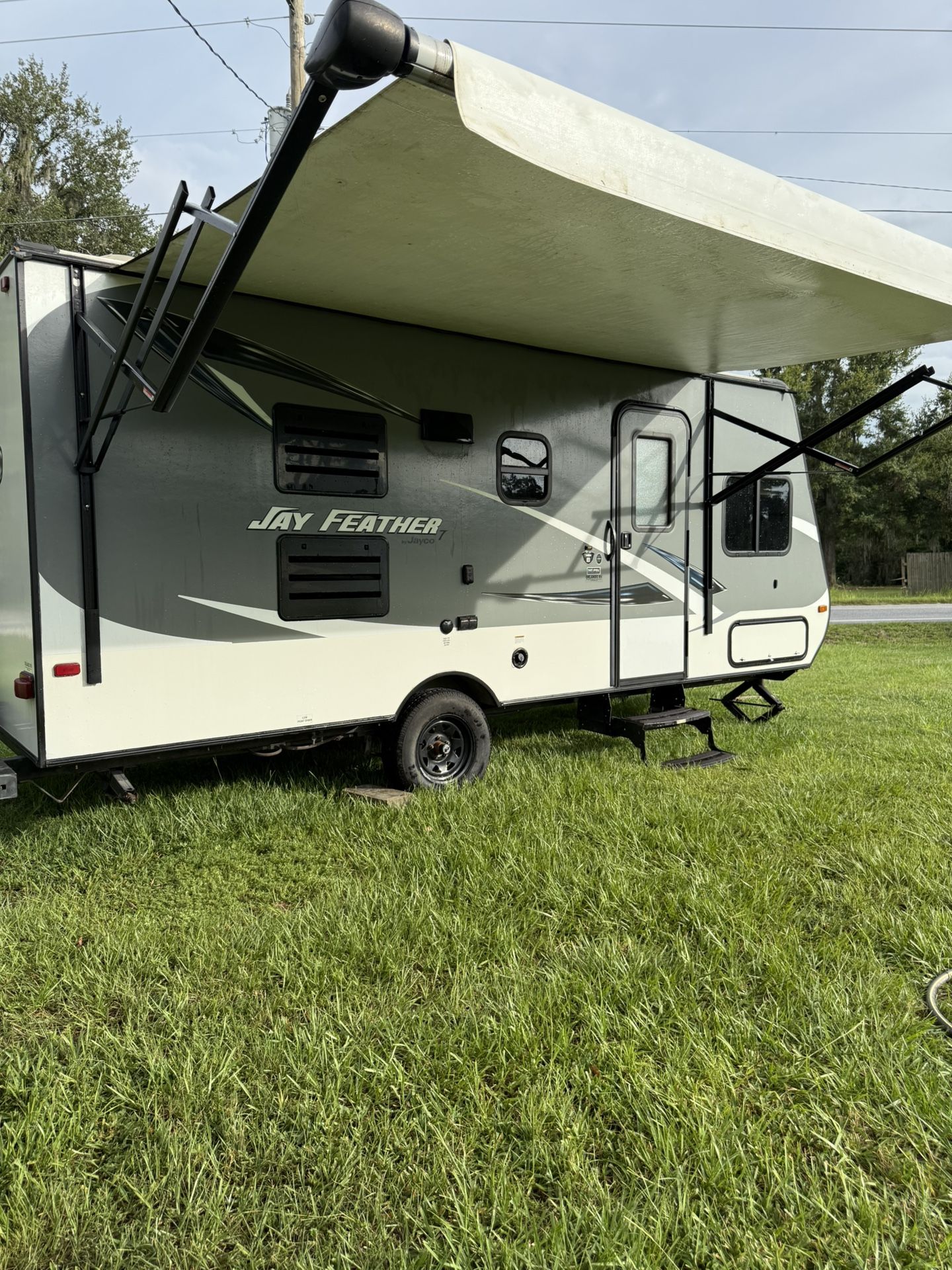 2016 Jayco Jay feather