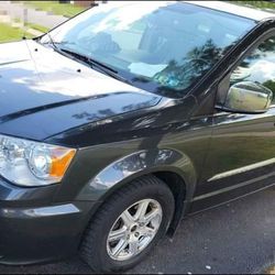 2012 Chrysler Town & Country