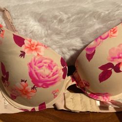 Victoria Secret 32 B