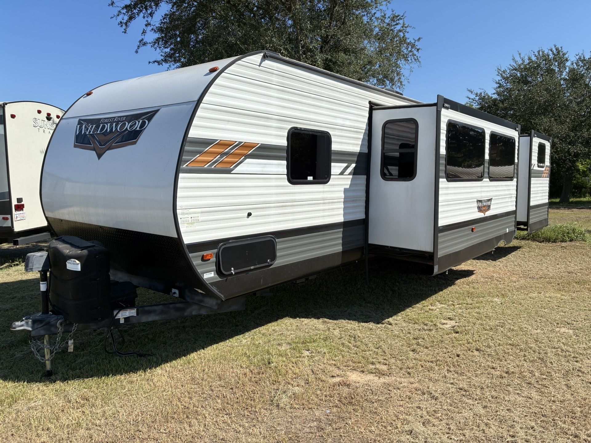 2023 Wildwood 32 BHDS