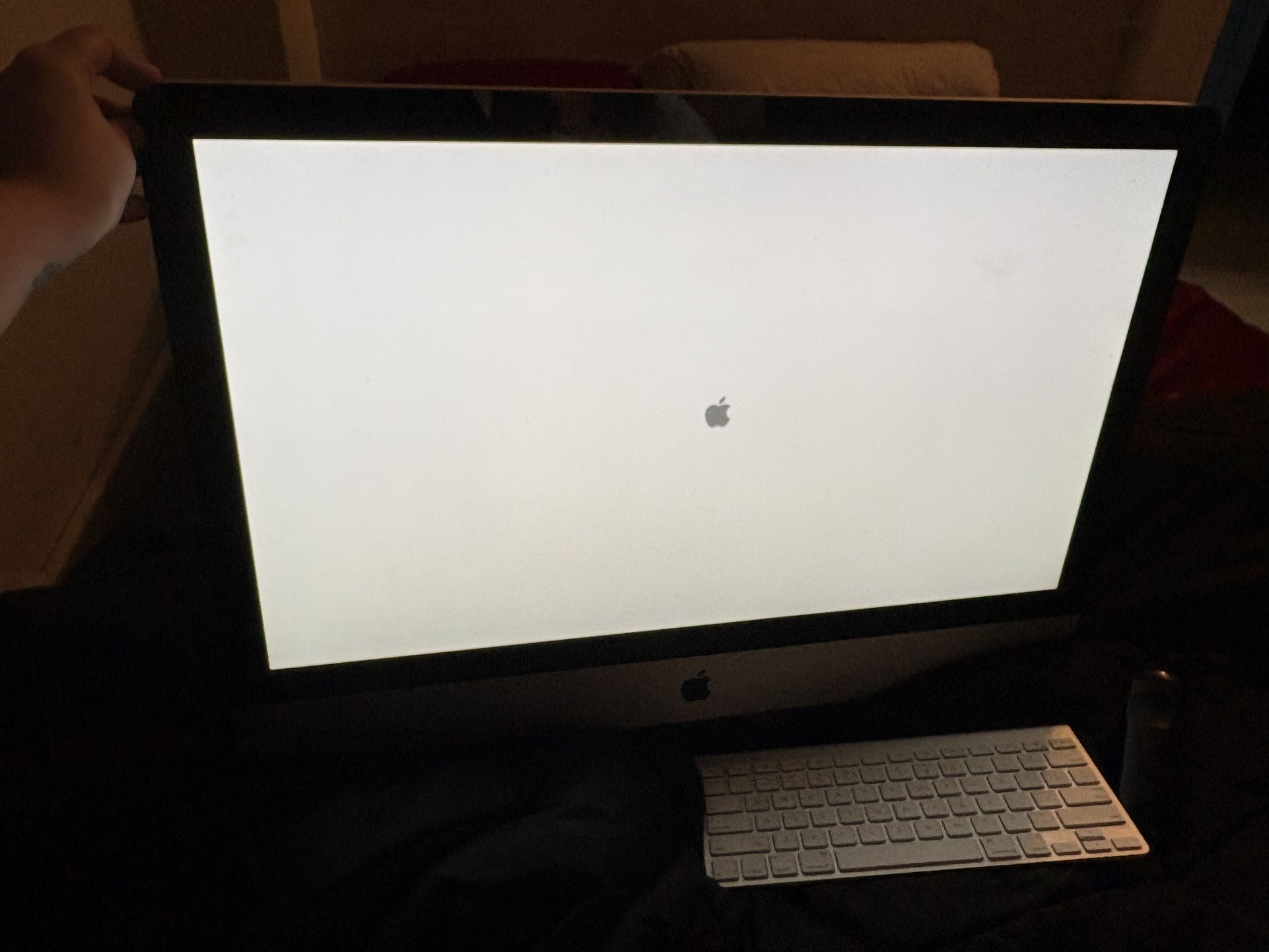 Mac Desktop 2019 Model.