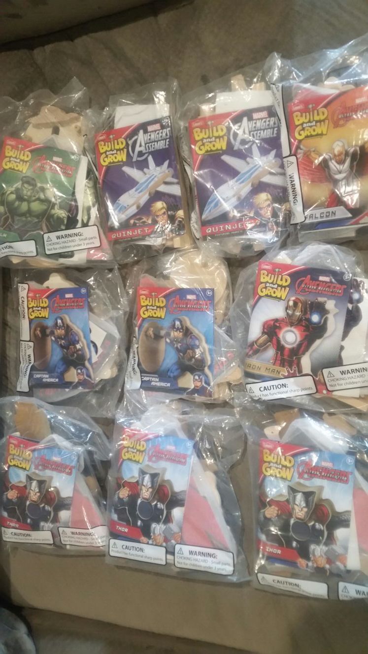 Marvel Avengers Build and Grow kits. 10 kits, new