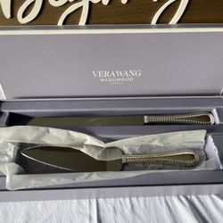wedding cake knife and server