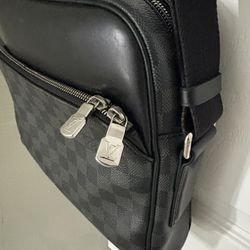 LV Messenger Bag Damier 