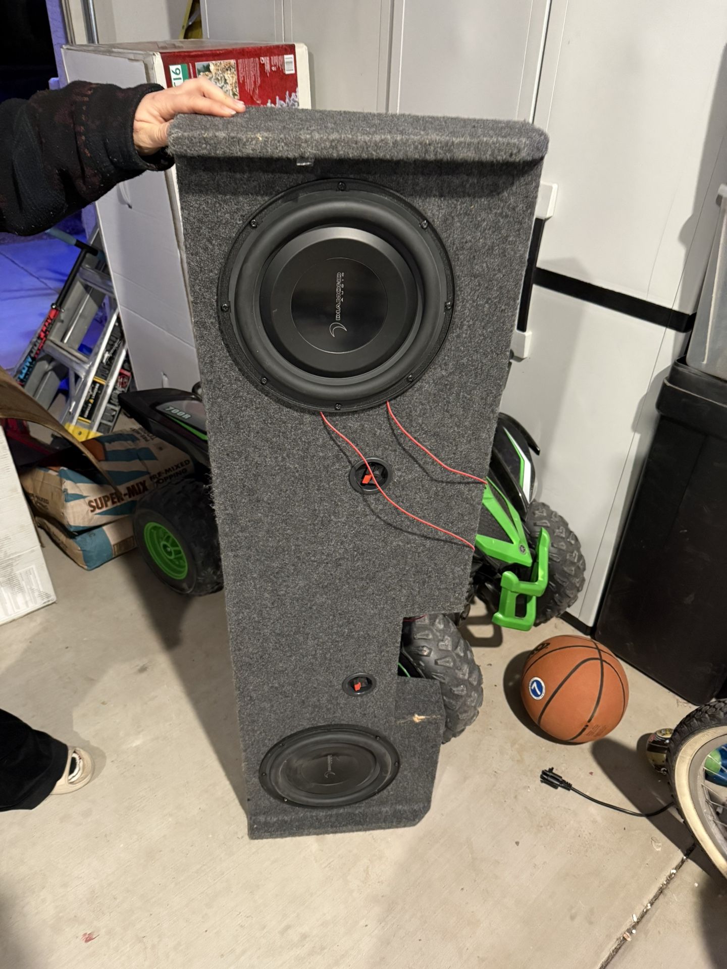 Subwoofer Truck Box And Speakers