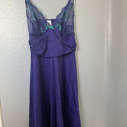 ELLE Deep Sapphire Lace Mesh Chemise Sleeveless V-Neck Medium Women