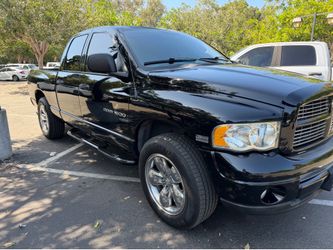 Vendo mi dodge ram 1500 V8 hemi