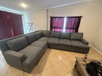 Sectional couch