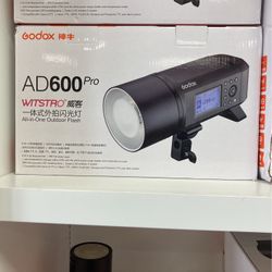 Godox AD600 Pro Outdoor Flash