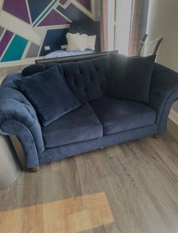 Dark blue, velvet, love seat