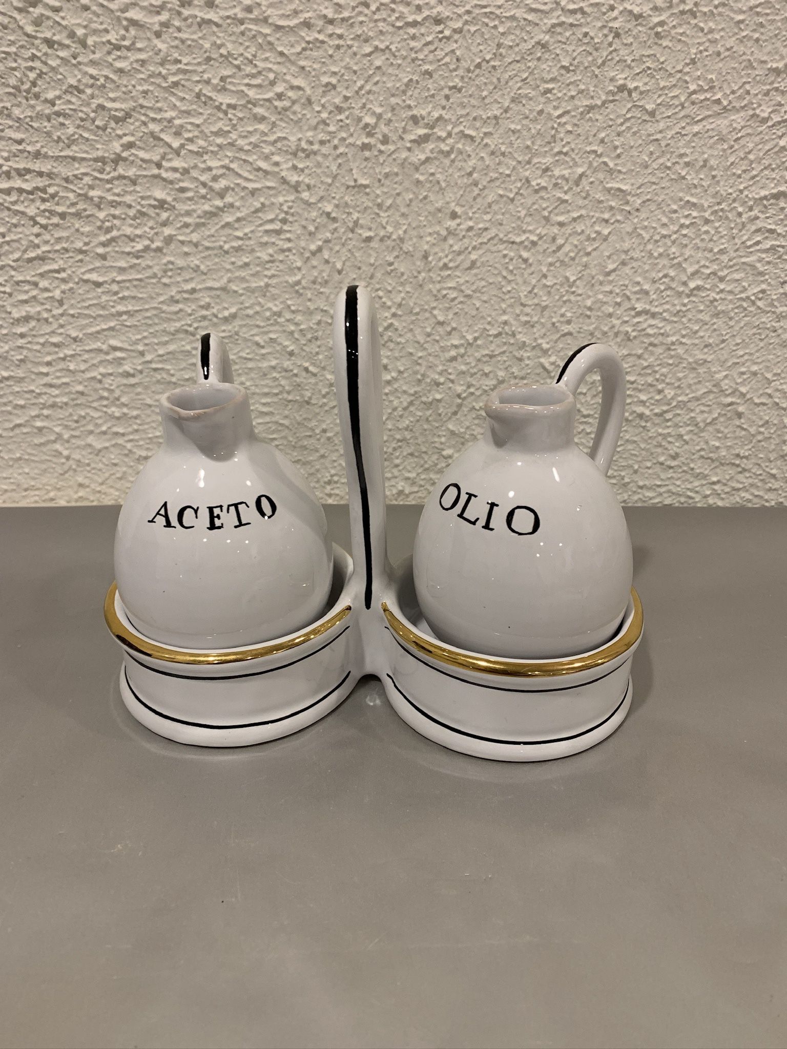 Vintage Italian Ceramic Oil And Vinegar Olio And Aceto Cruet Set Signed By The Artist in Italy , posata deruta Italy wolf man 3 pieces olio and acet