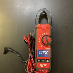 Milwaukee 2236-20 Clamp Meter W/Leads 